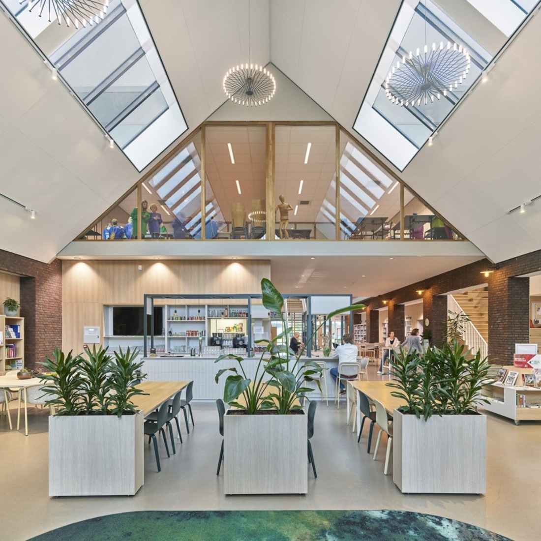 Naadloze integratie van domotiqa in high-end interieur door domotiQa.