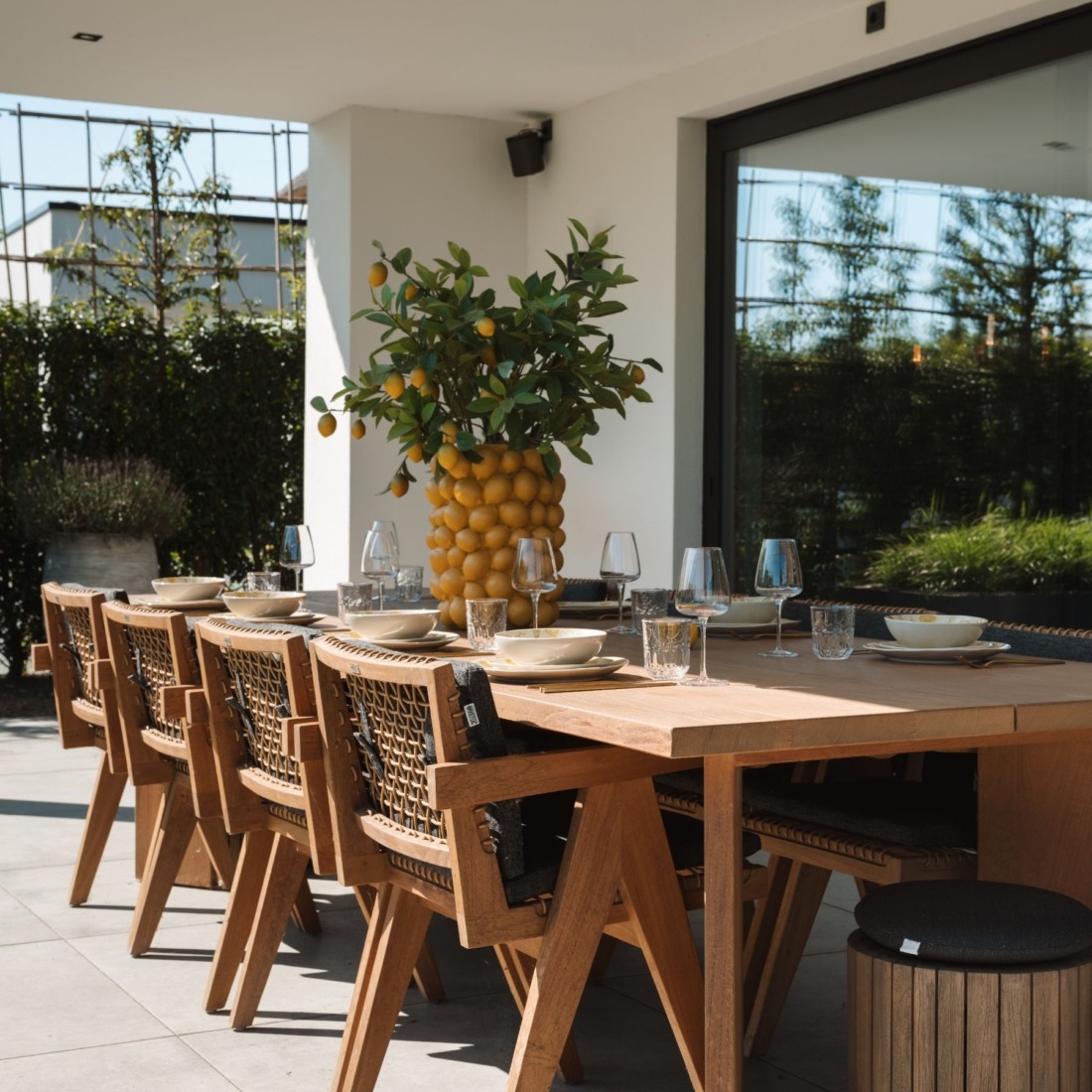 Naadloze integratie van domotiqa in high-end interieur door domotiQa.