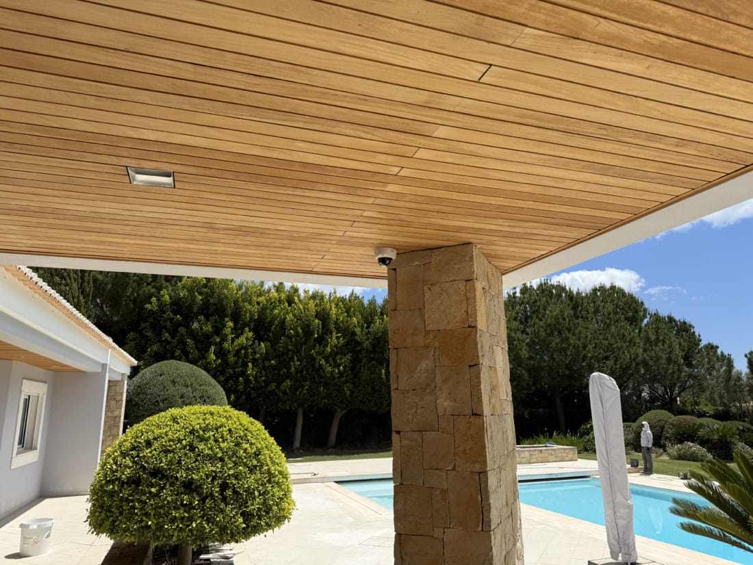 Modernisering van luxe villa in Portugal door domotiQa